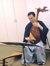 １